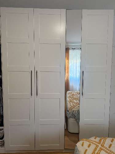 Seller photo