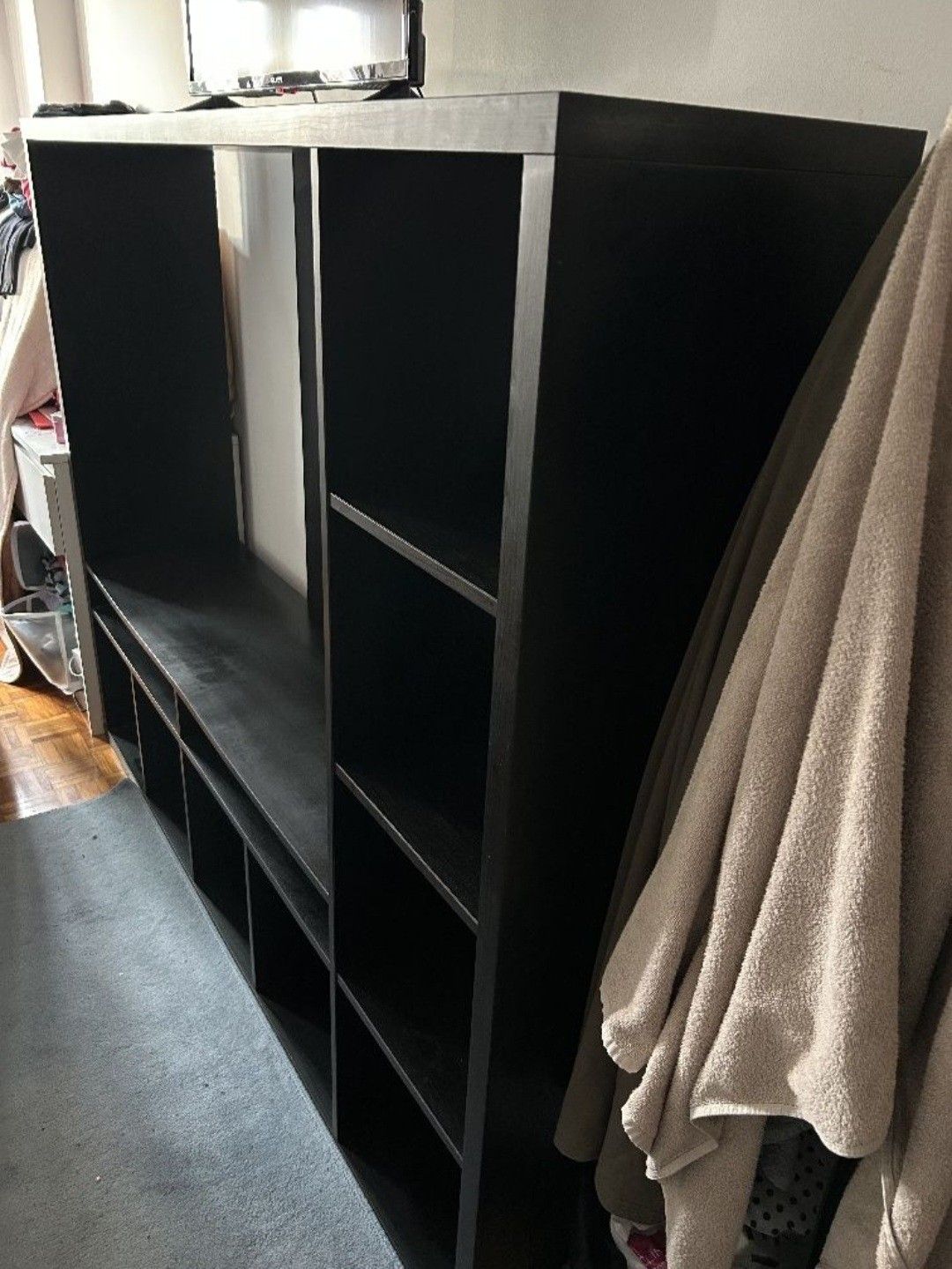 Seller photo