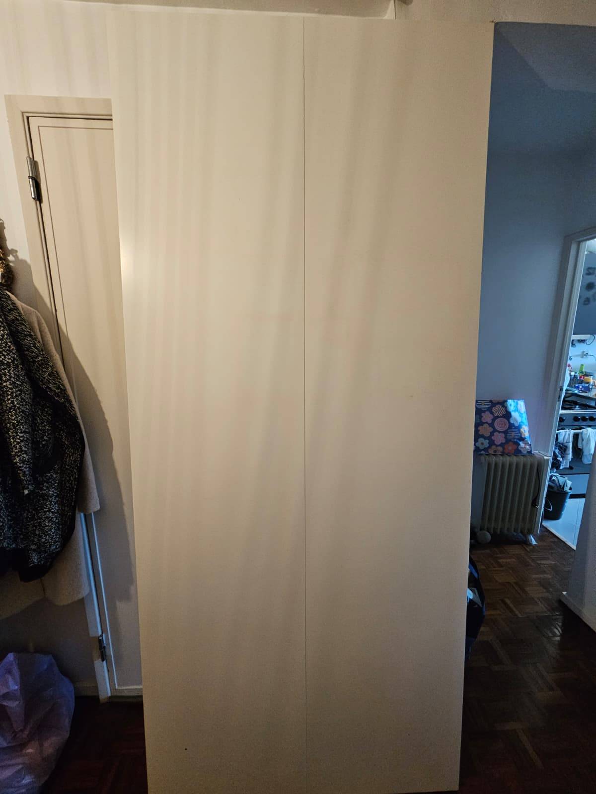 Seller photo