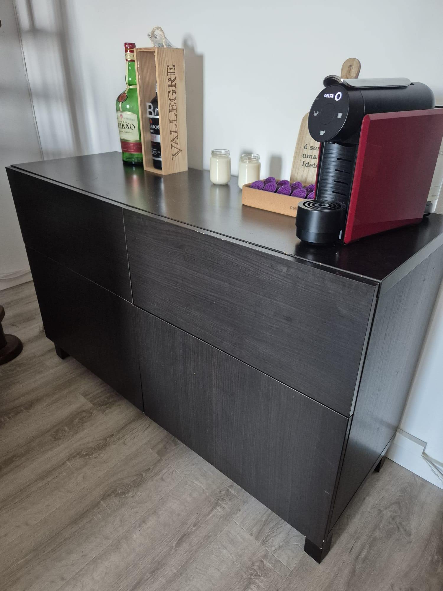 Seller photo
