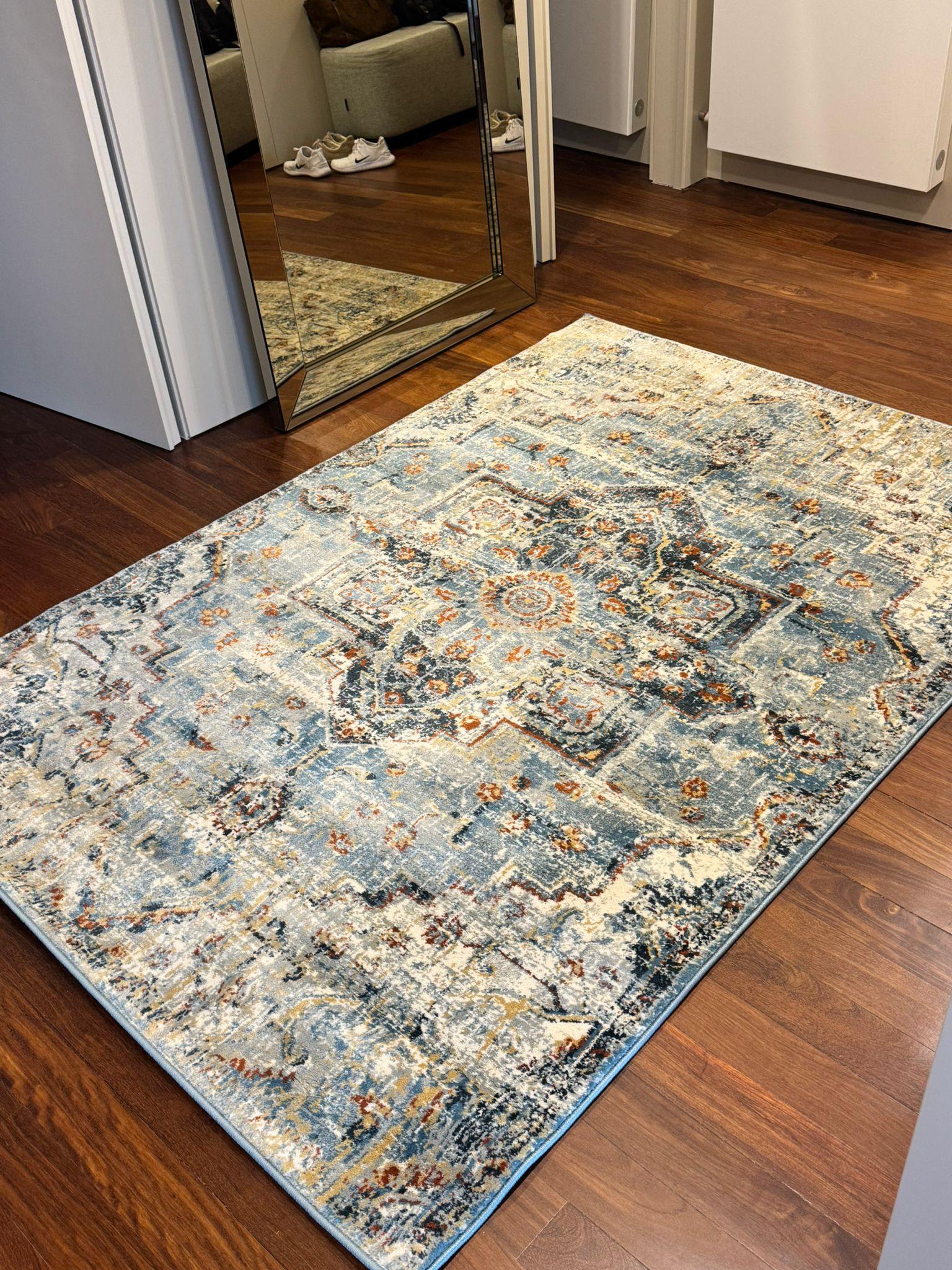 Seller photo