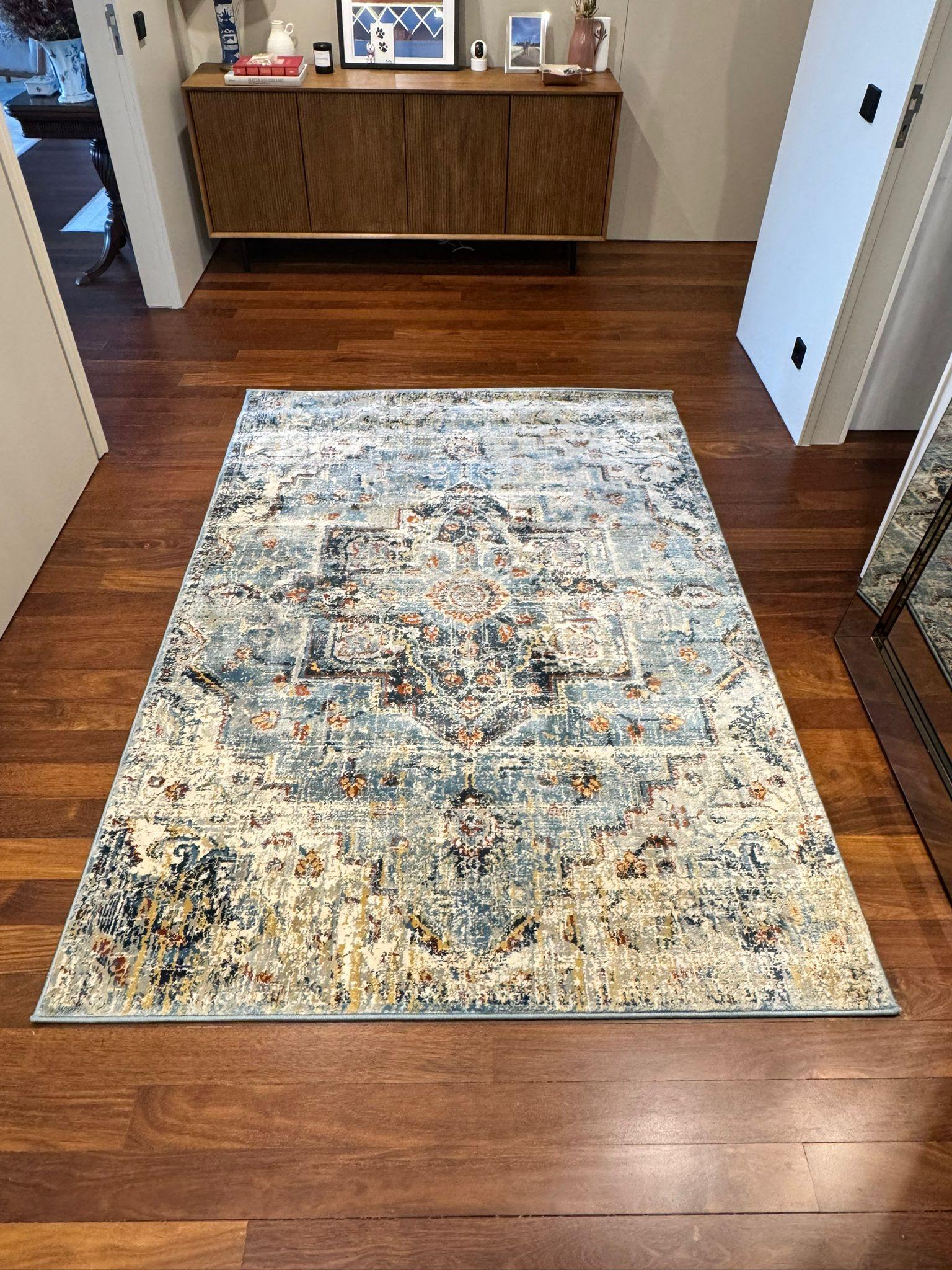 Seller photo