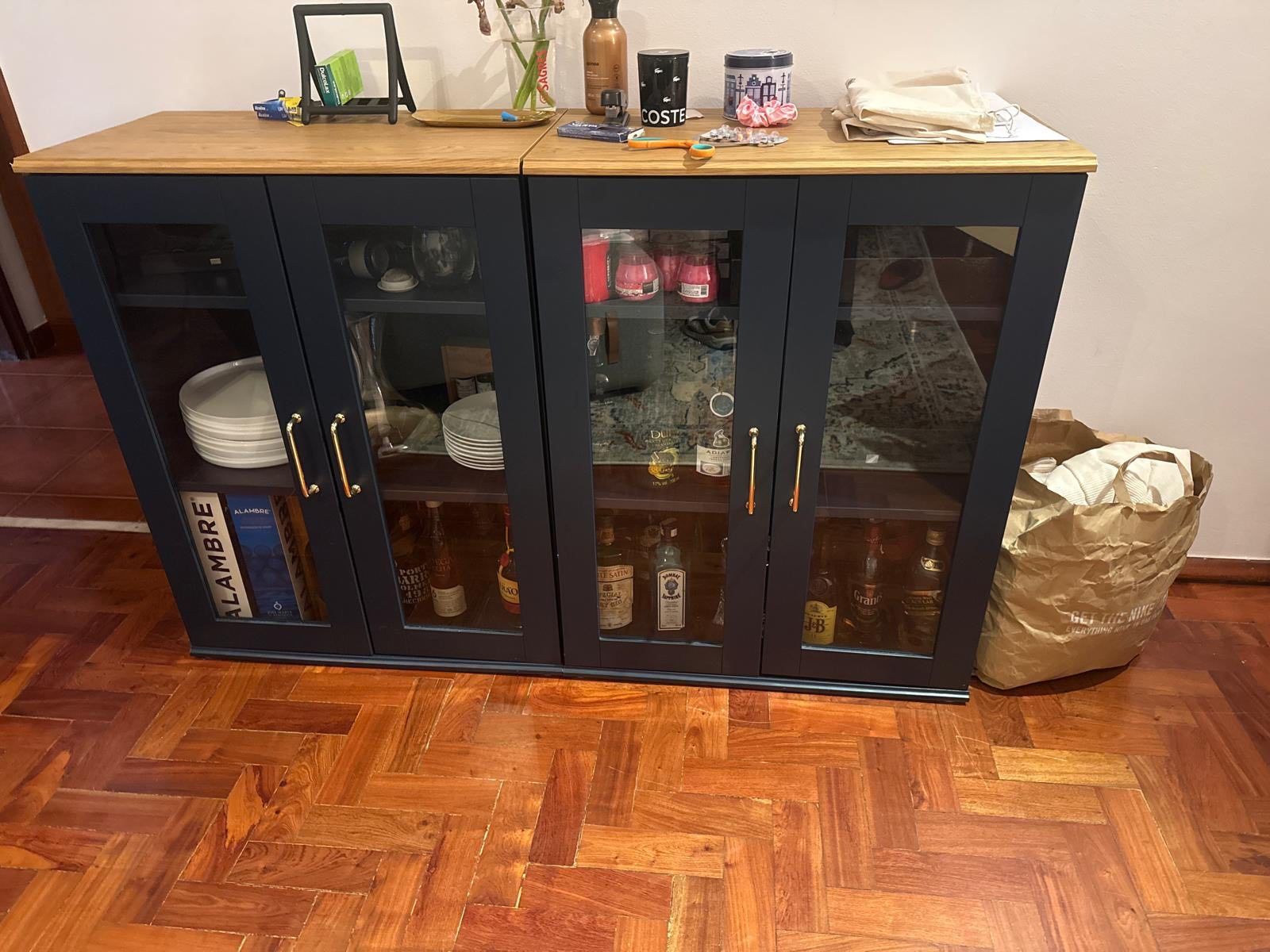 Seller photo