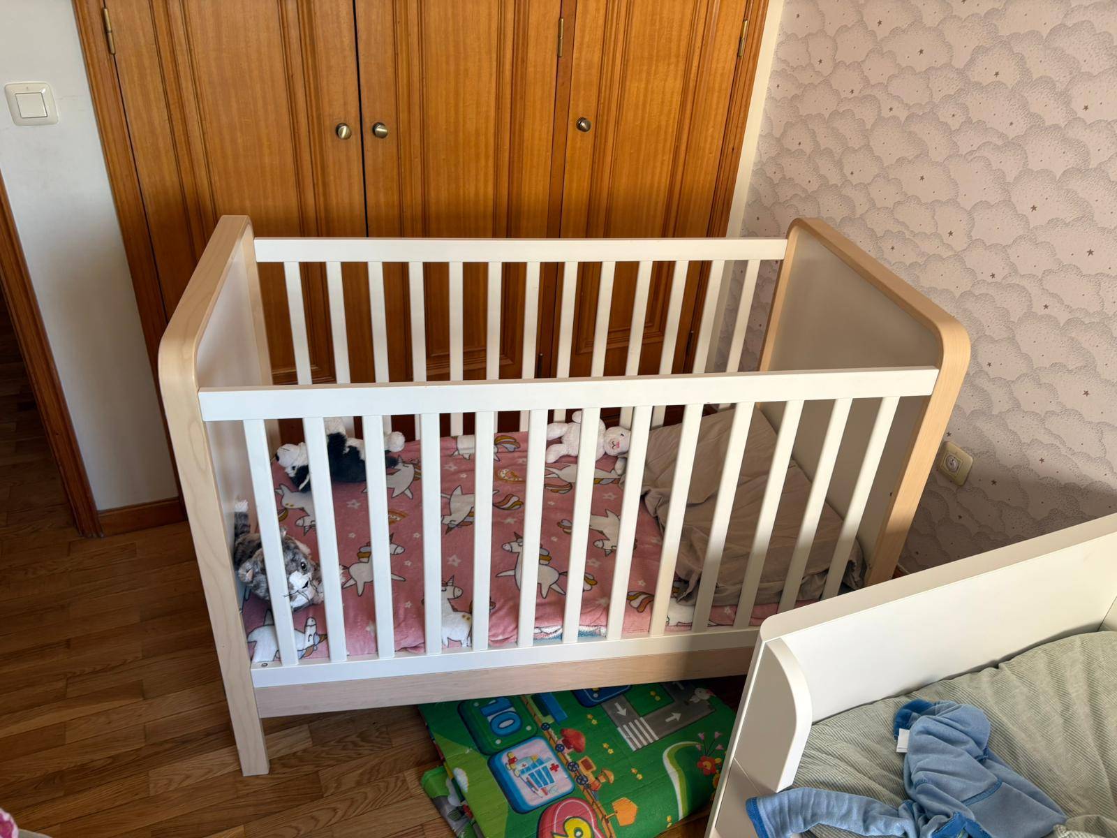 Seller photo