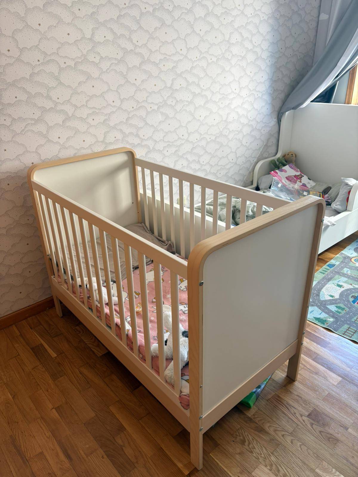 Seller photo