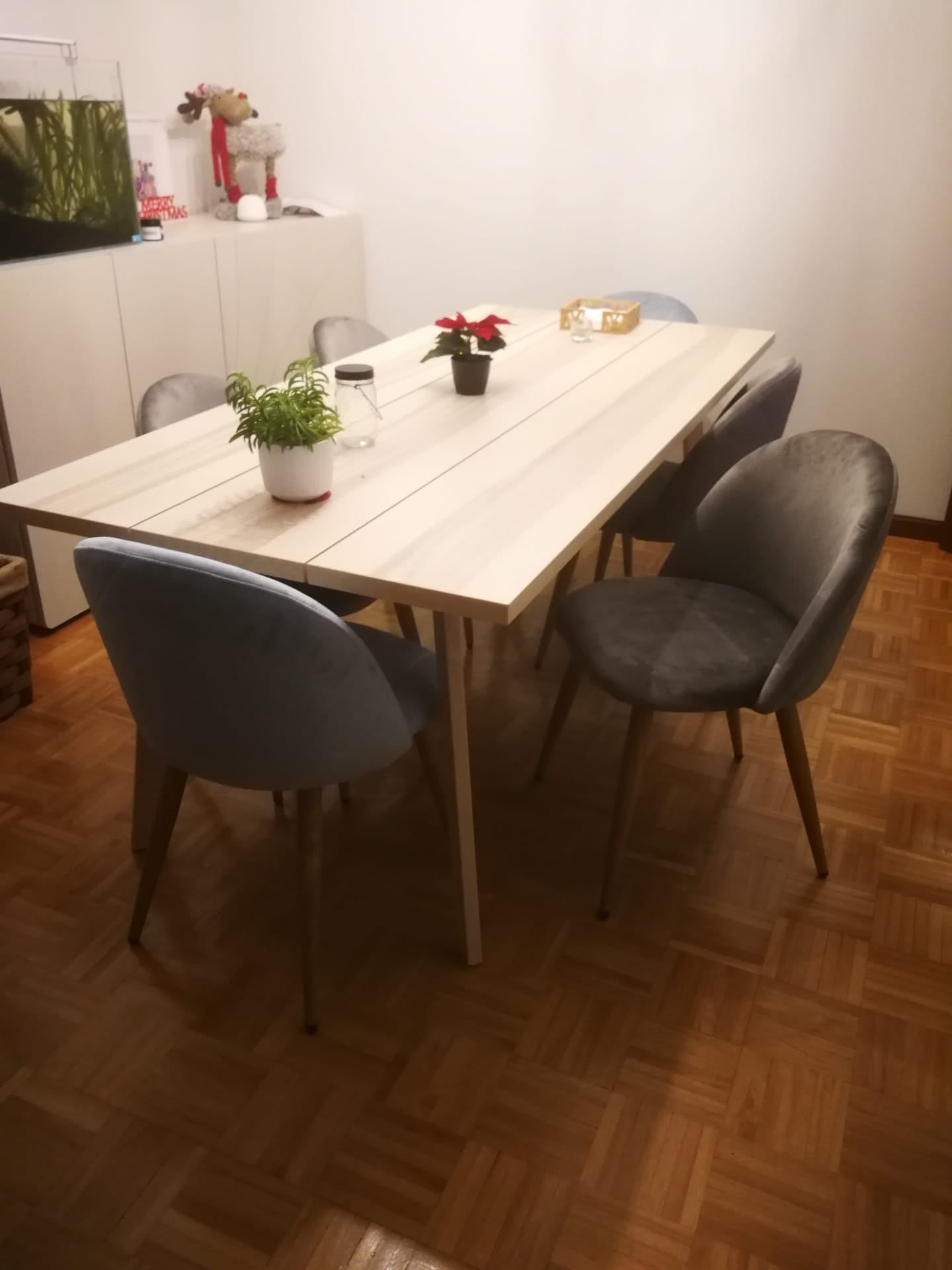 Seller photo