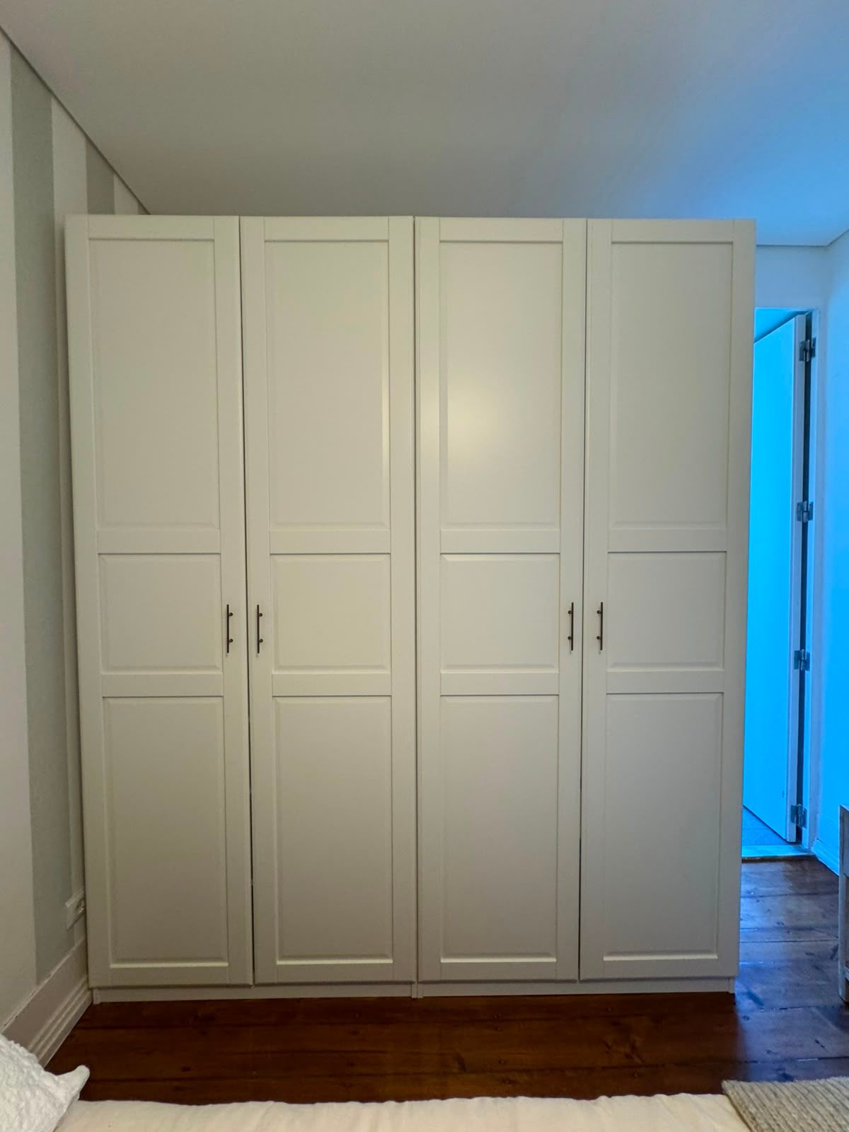 Seller photo