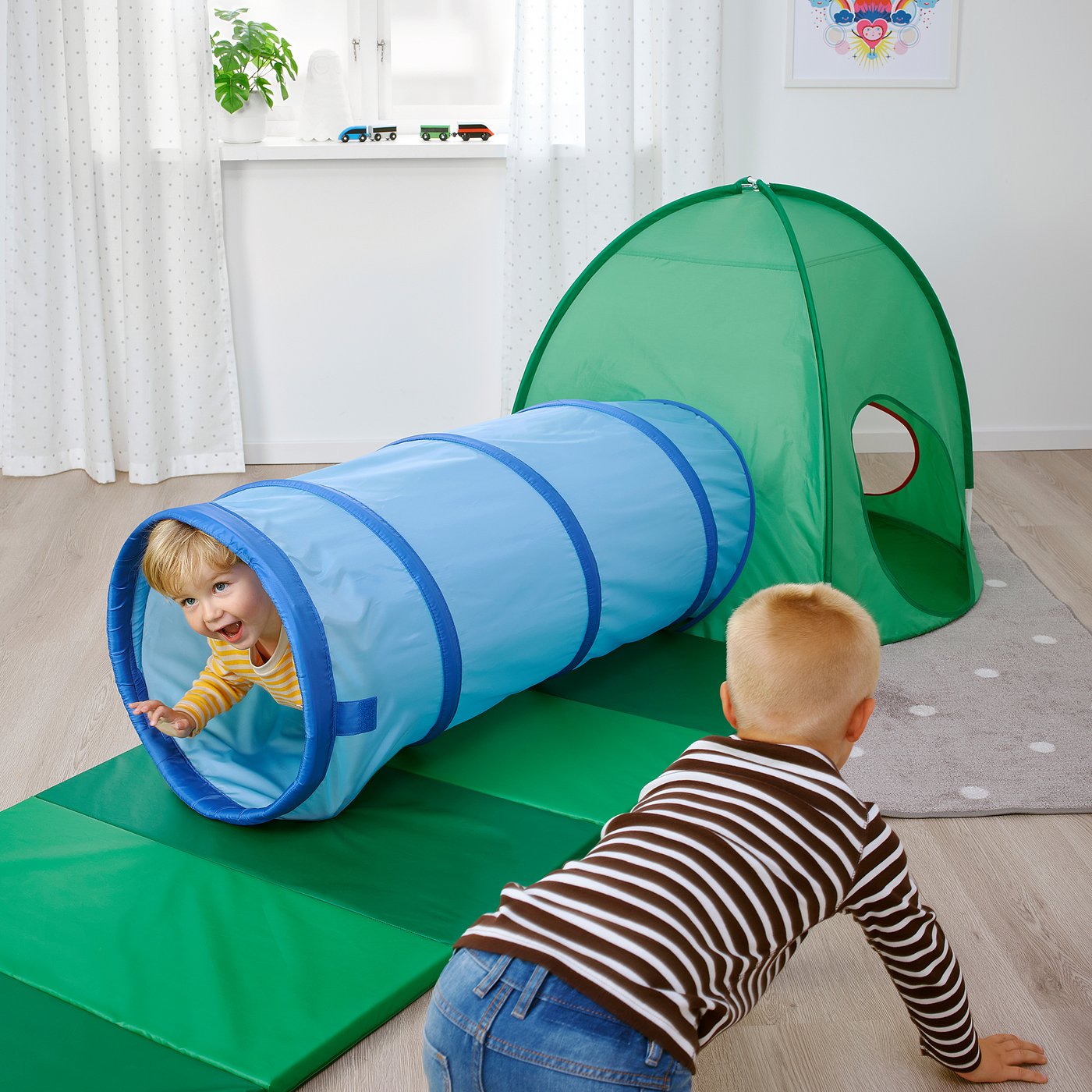 IKEA catalogue photo