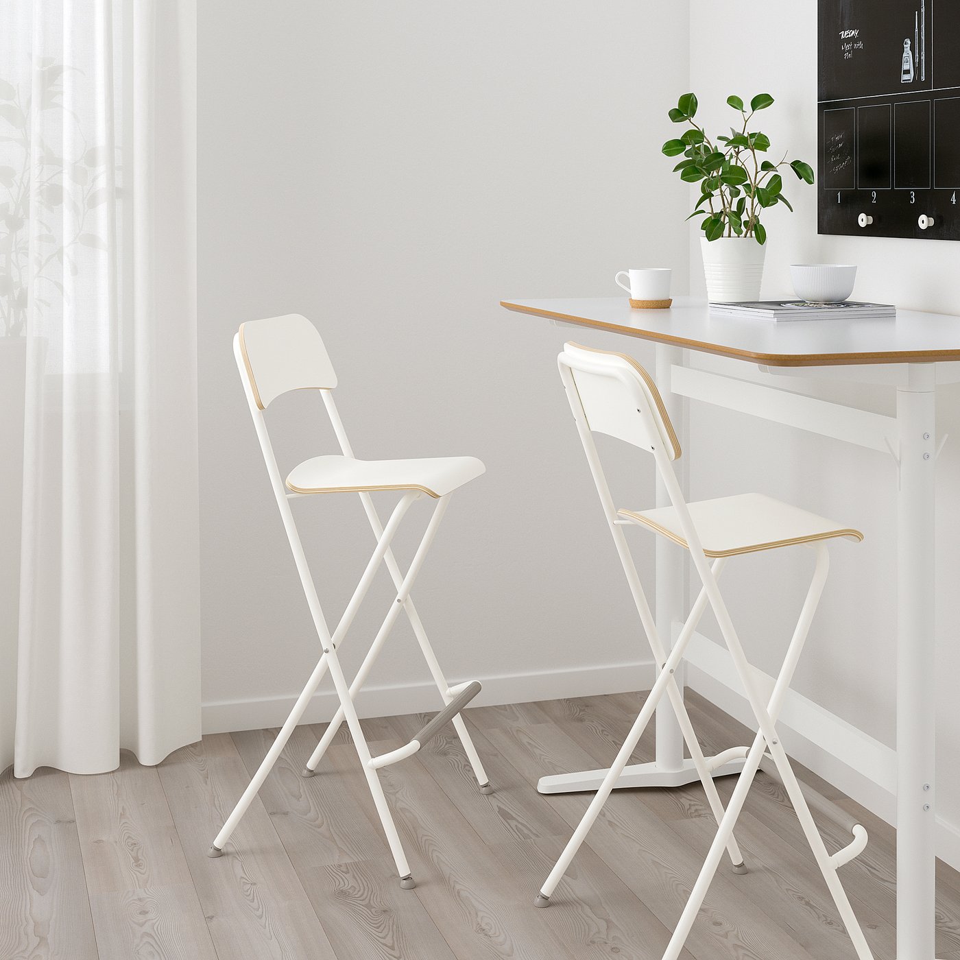 IKEA catalogue photo