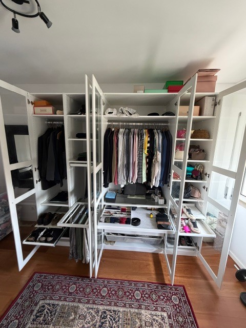 Seller photo