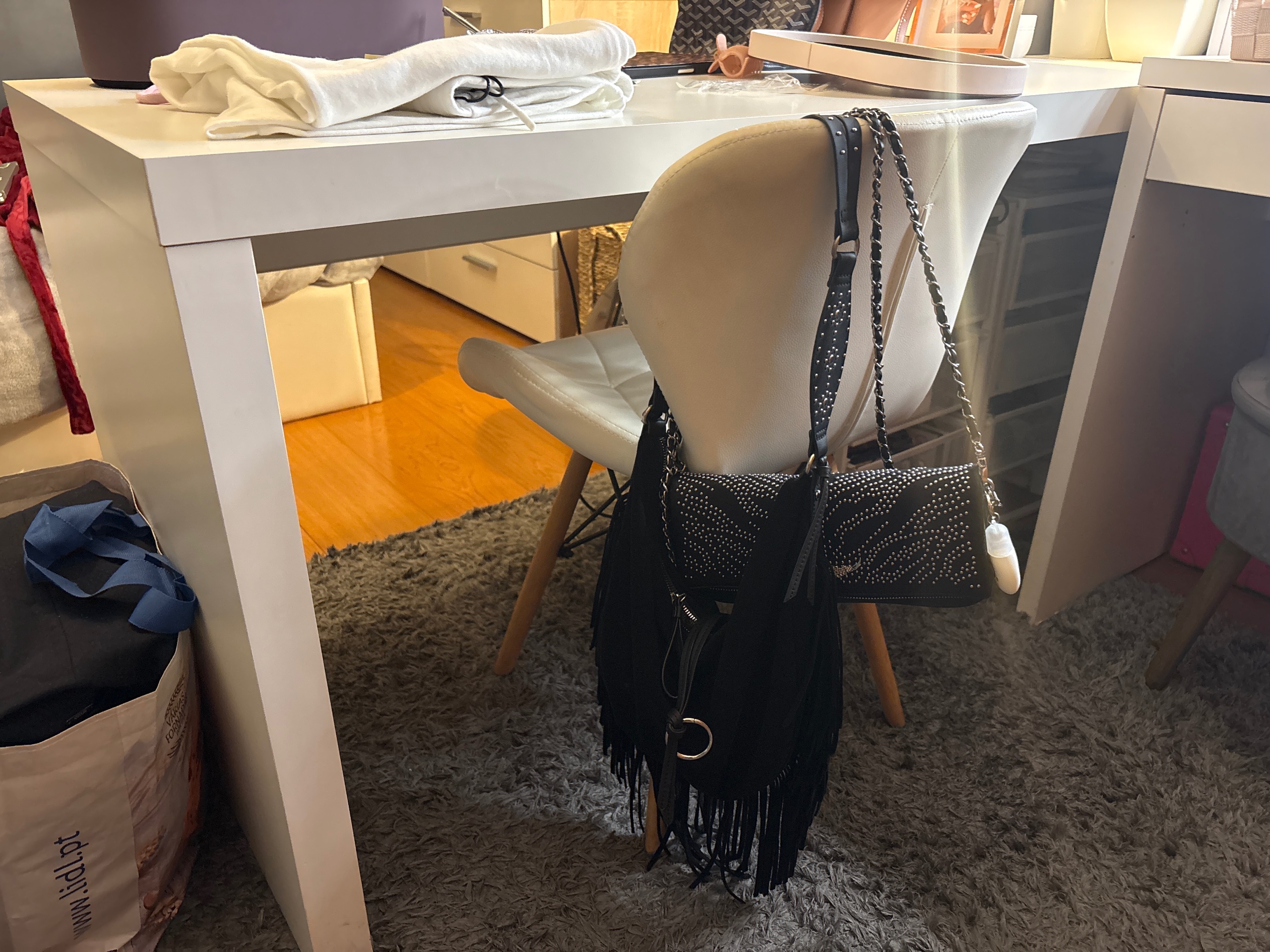 Seller photo