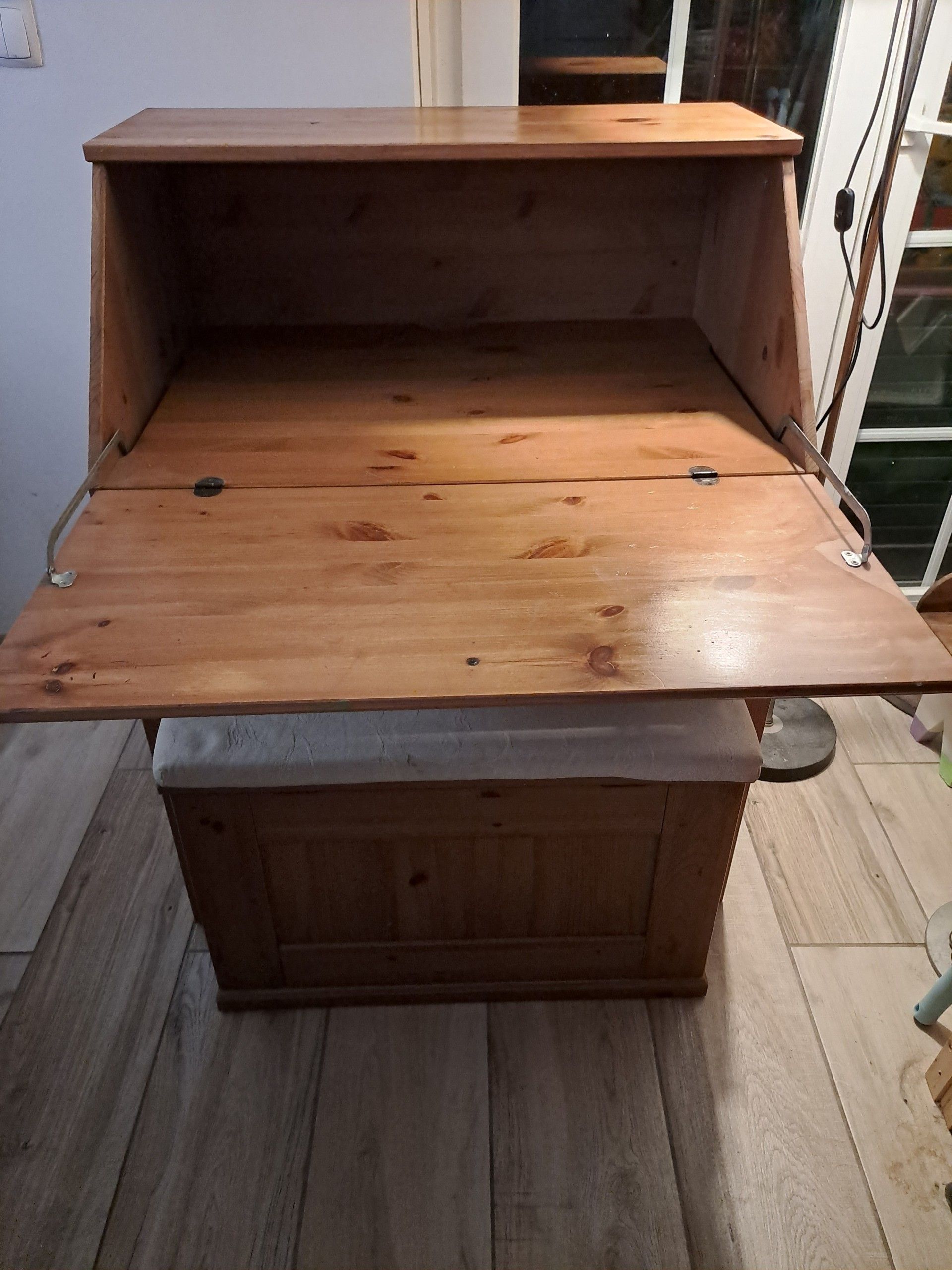 Seller photo