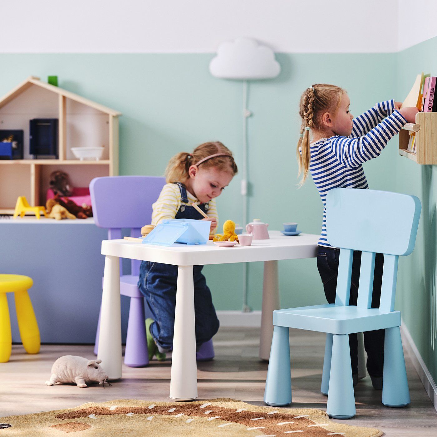 IKEA catalogue photo