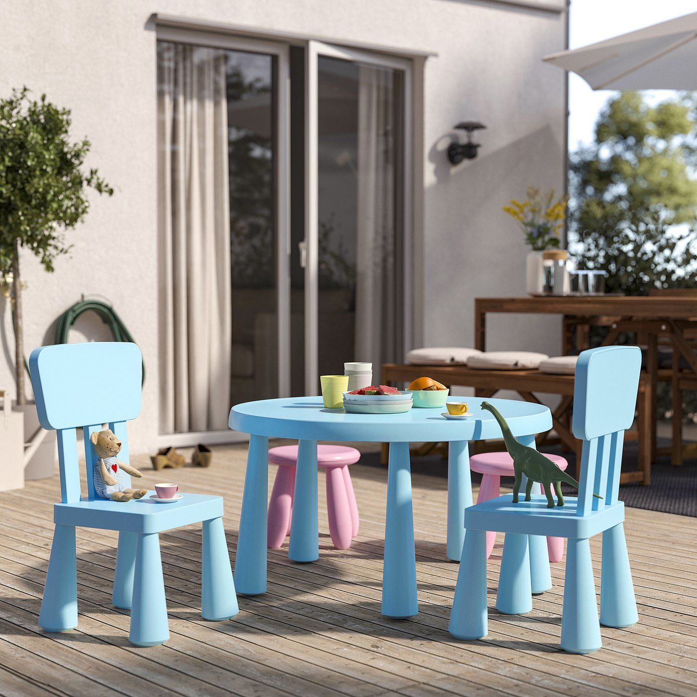 IKEA catalogue photo