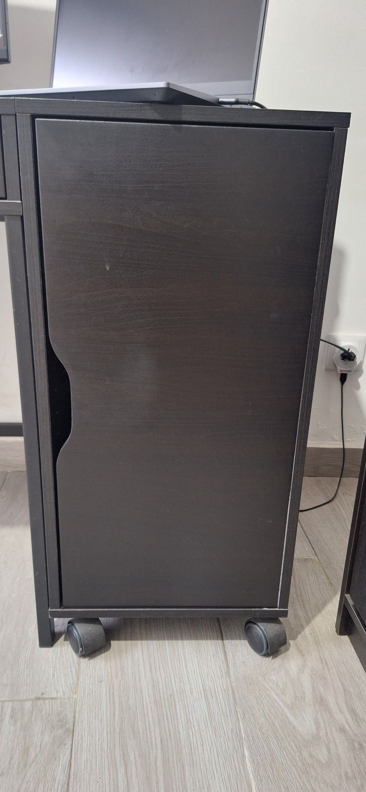 Seller photo
