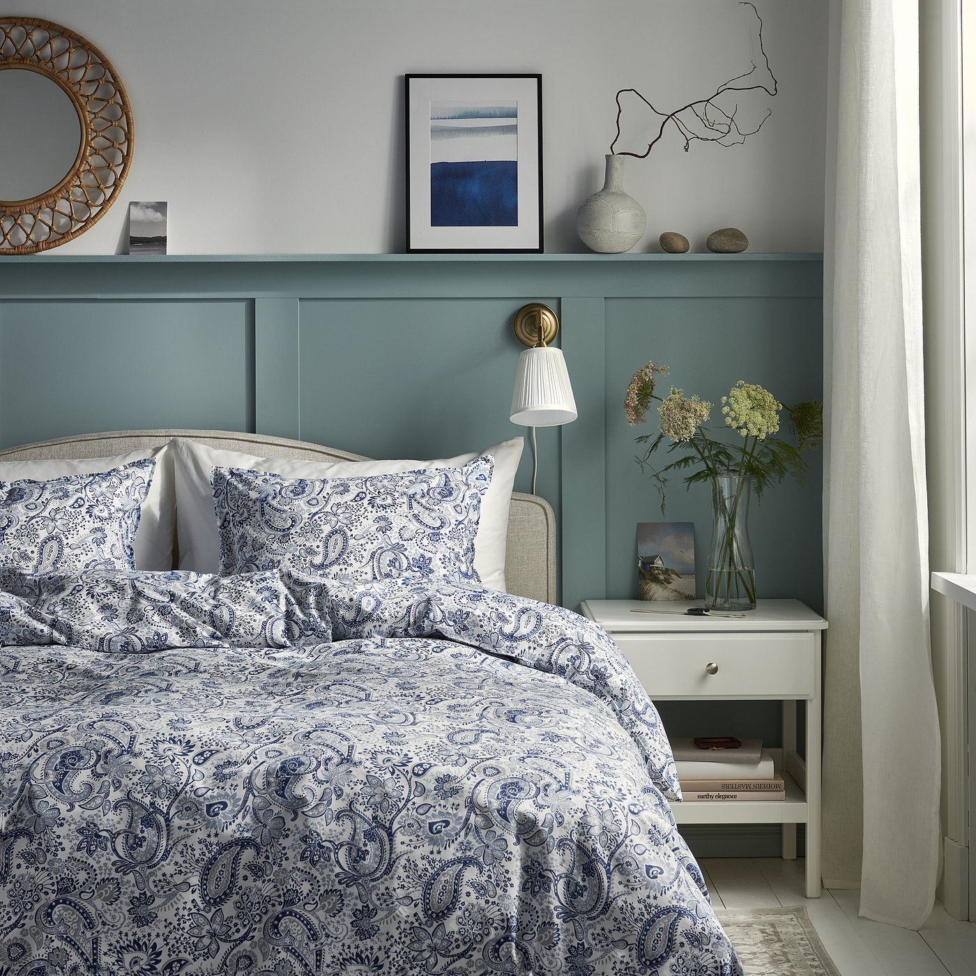 IKEA catalogue photo