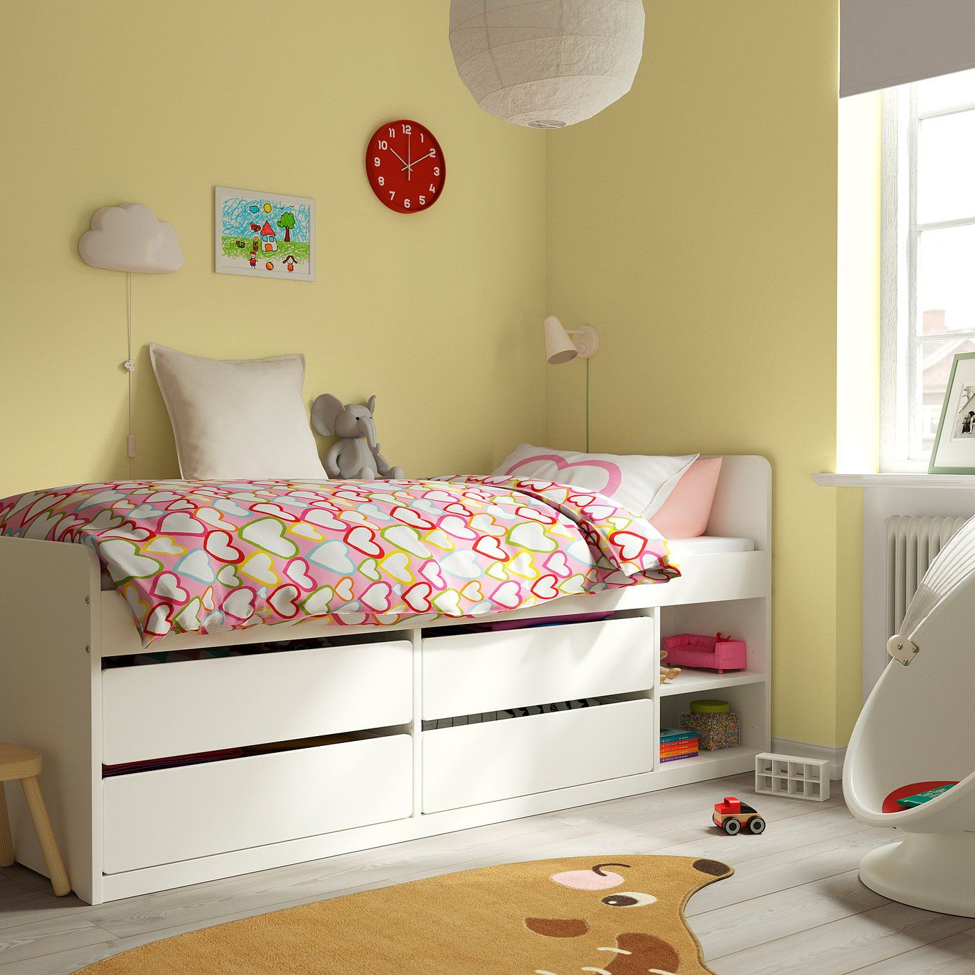 IKEA catalogue photo