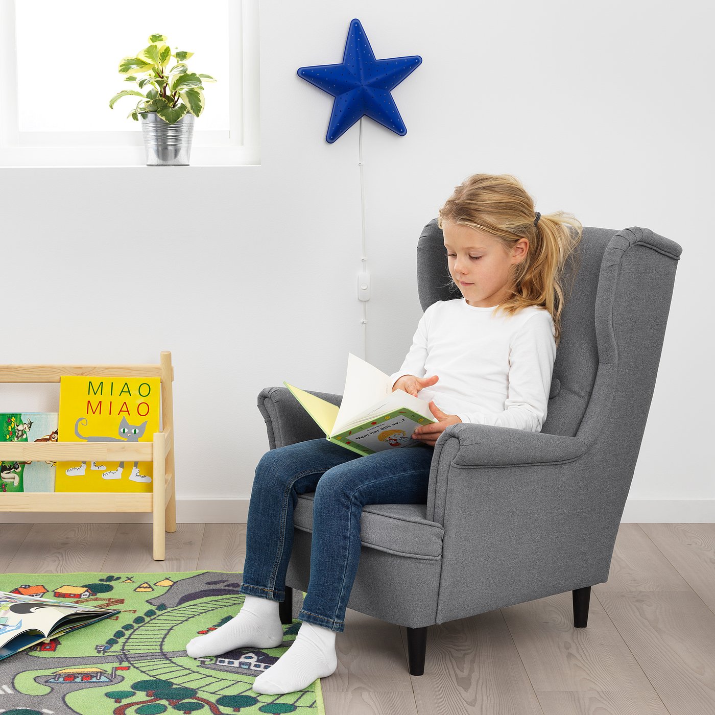 IKEA catalogue photo