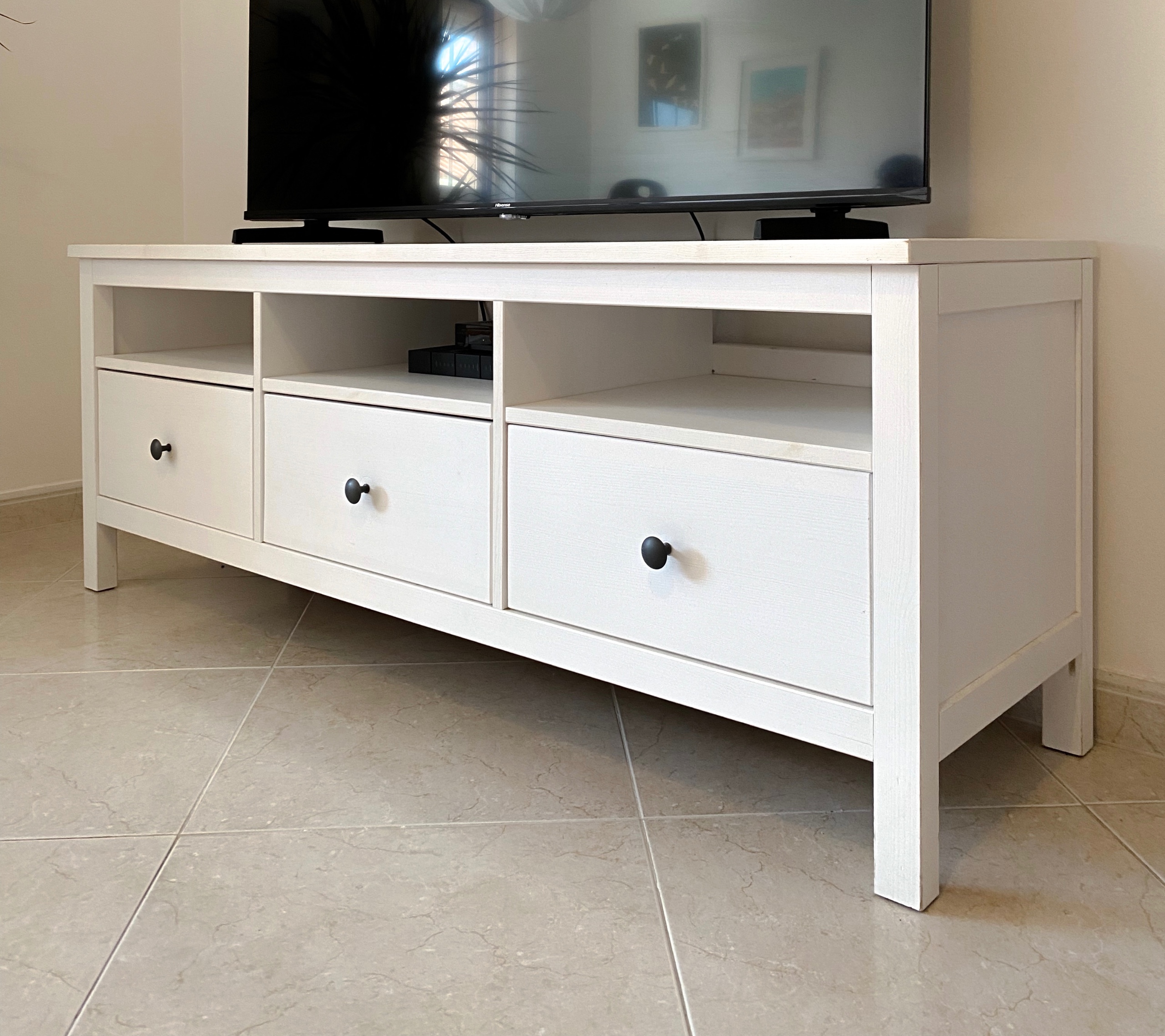 HEMNES